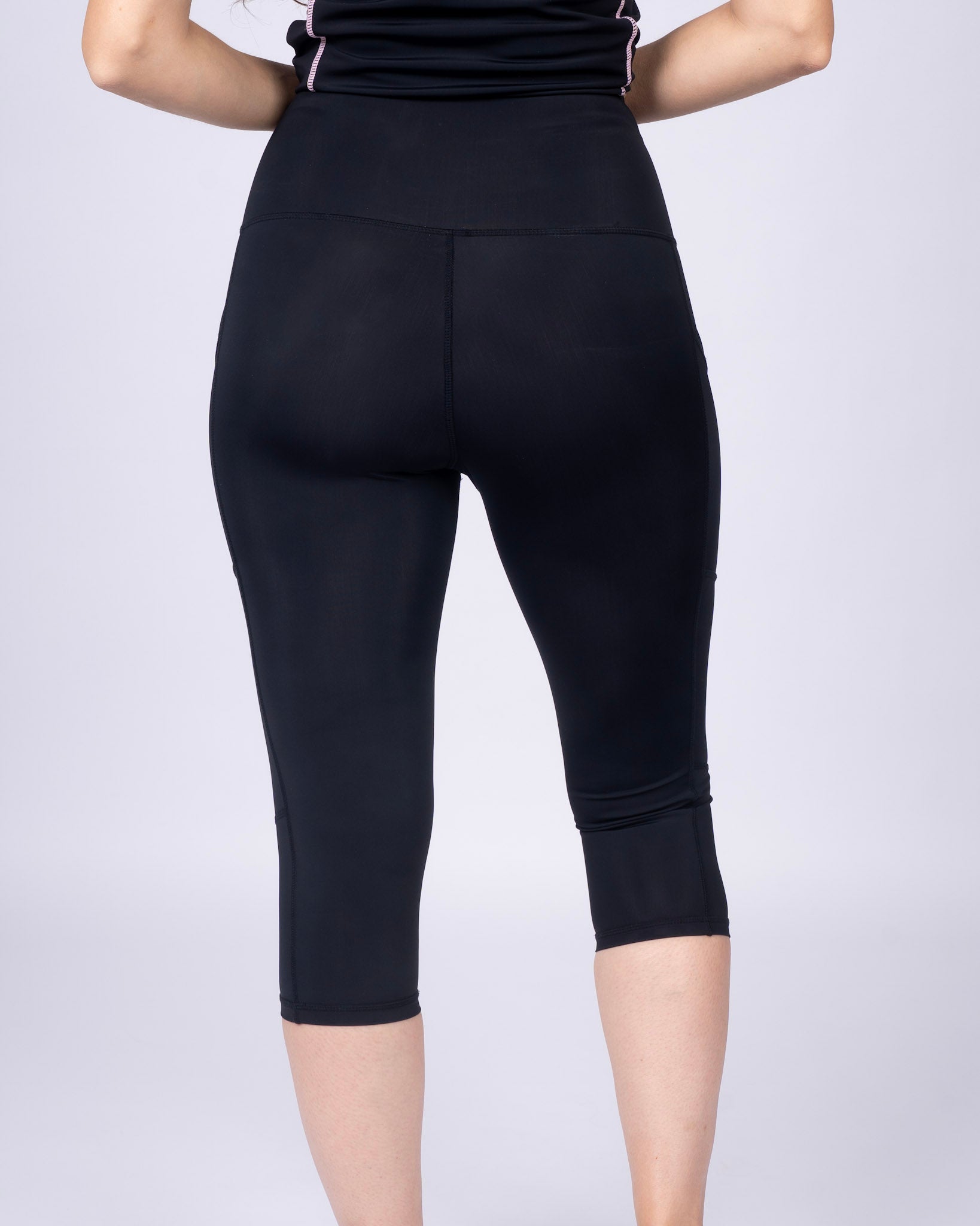 Jump In 3/4 Swim Leggings Ink