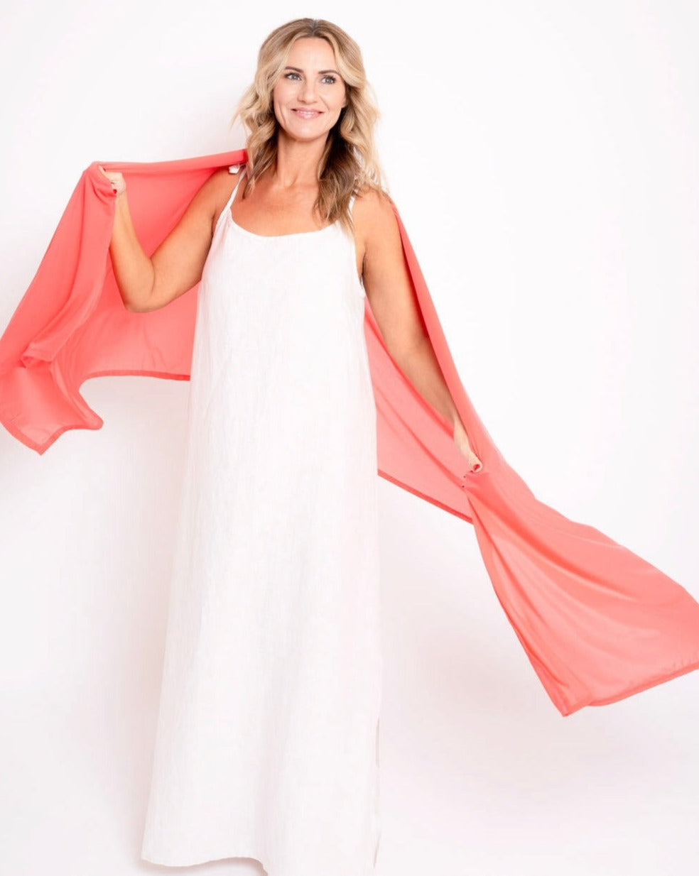 Mesh Sun Wrap Coral