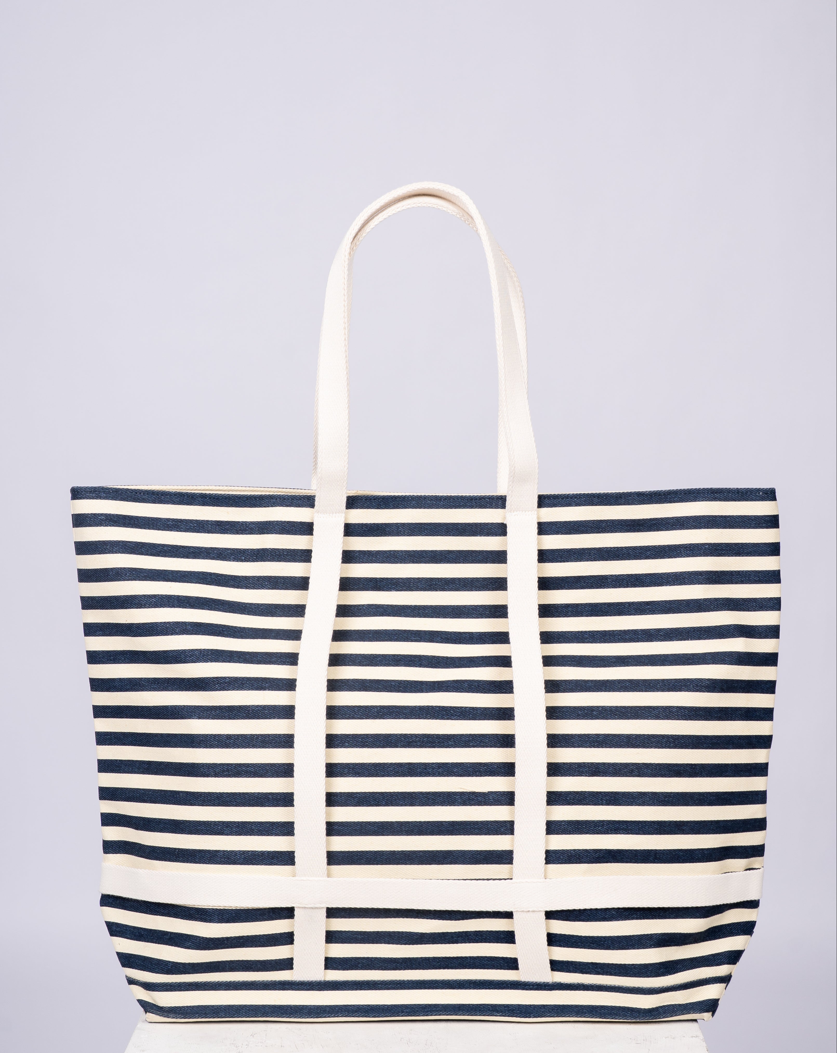The_Original_Canvas_Traveler_Bag_
